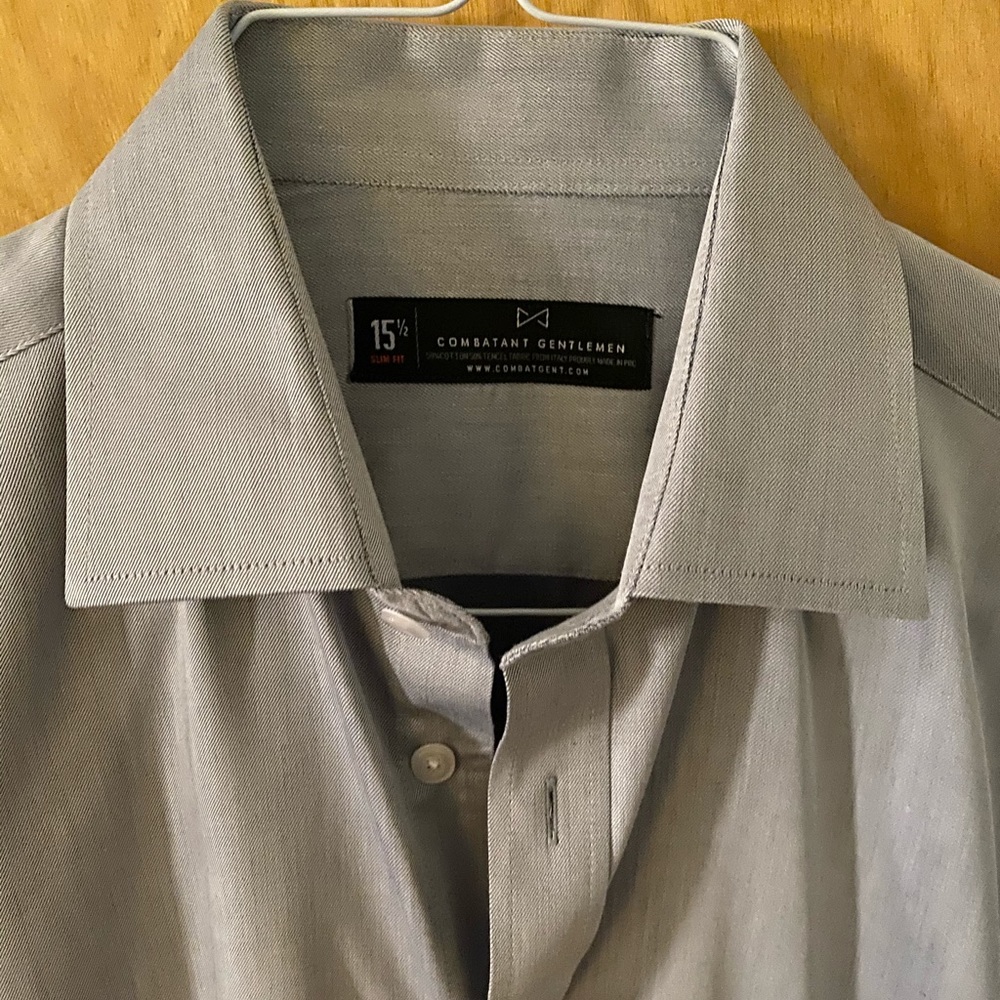 NWOT 15.5” SlimFit Combatant Gentlemen Dress Shirt
